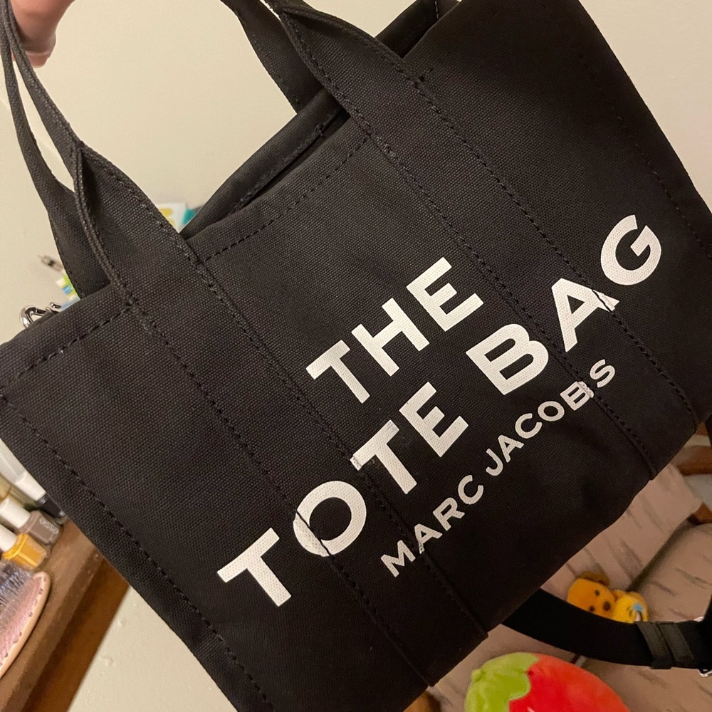 Marc Jacobs The Tote Bag